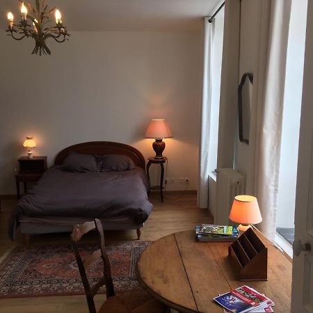 Chambre D'Hote Du Quai Rimbaud Charleville-Mezieres Ngoại thất bức ảnh
