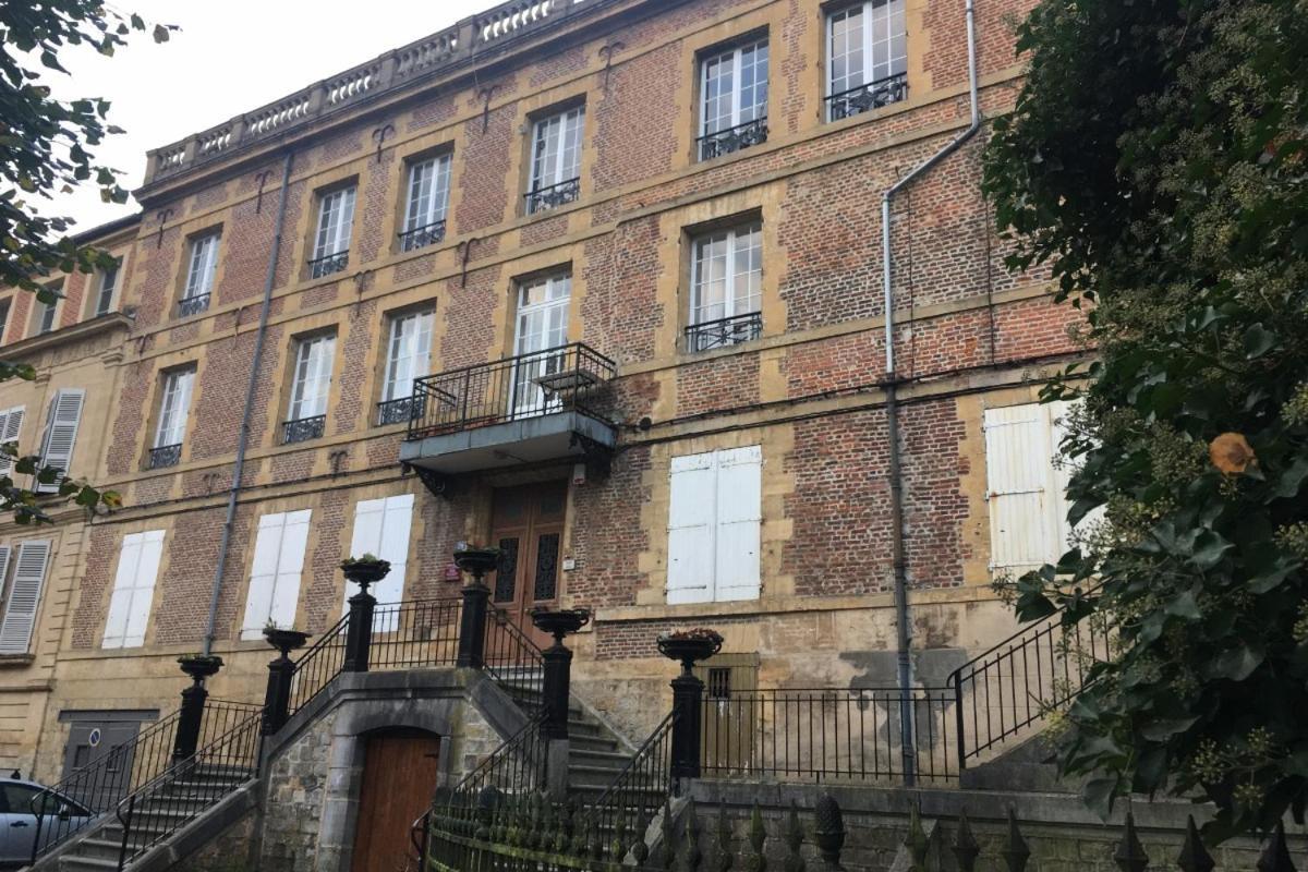 Chambre D'Hote Du Quai Rimbaud Charleville-Mezieres Ngoại thất bức ảnh